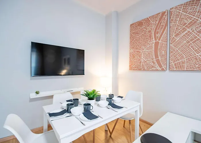 Modern - Balcony - Comfy Διαμέρισμα Βουδαπέστη