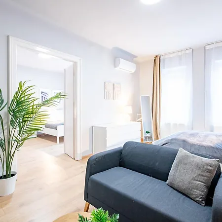 Modern - Balcony - Comfy * 布达佩斯